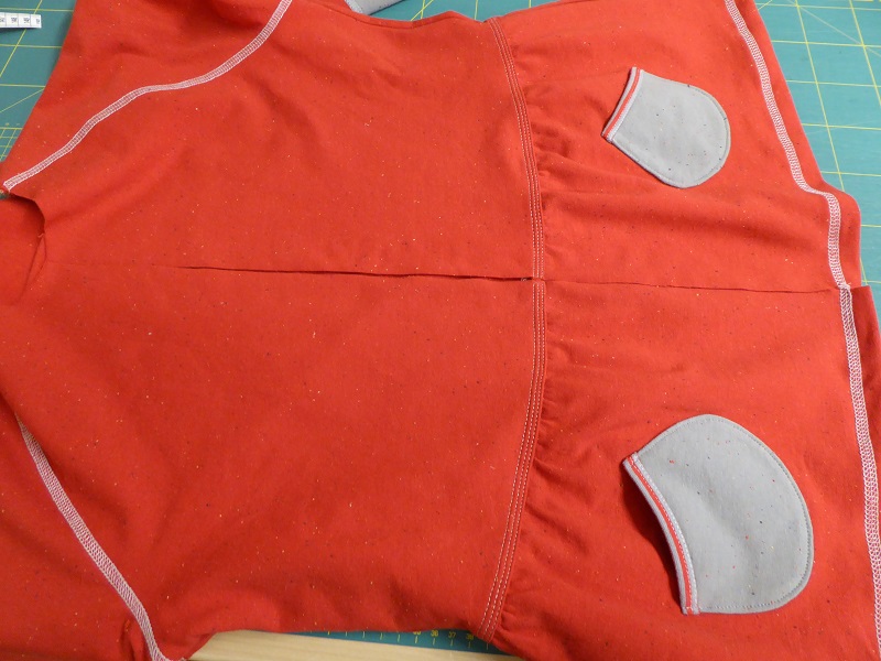 reverse_stitched_hem.jpg reverse_stitched_hem.jpg